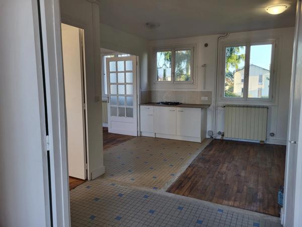 Maison à vendre 4 pièces THOUARS (79) TERRAIN 420 m²