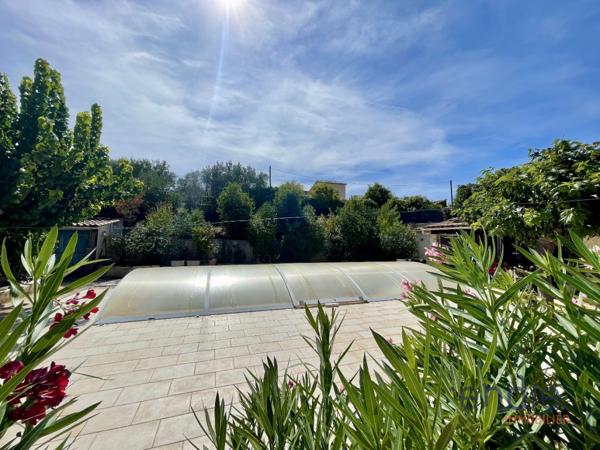 LORGUES Villa T5 AVEC PISCINE ET DEPENDANCE
