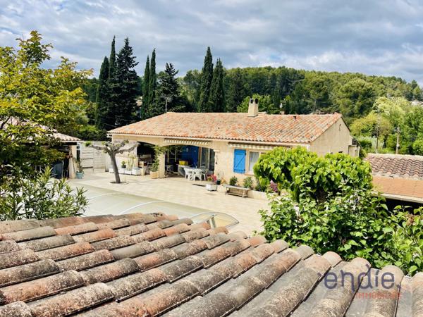 LORGUES Villa T5 AVEC PISCINE ET DEPENDANCE