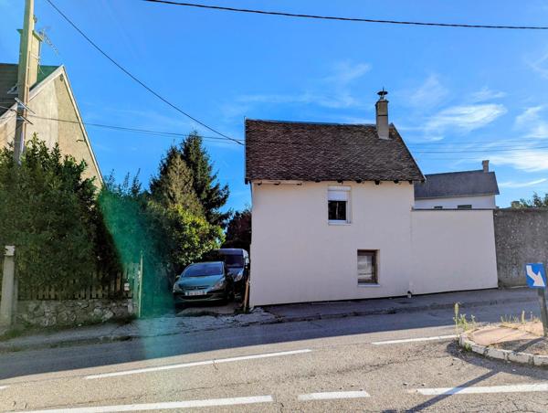 Maison de ville rénovée de 71 m² avec jardin, 4 chambres