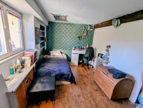 Maison de ville rénovée de 71 m² avec jardin, 4 chambres