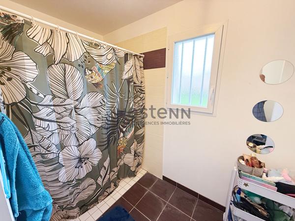 Maison à vendre louée à Saint Maurice la Souterraine - 105m2 - 5 pièces, 3 chambres, jardin et garage