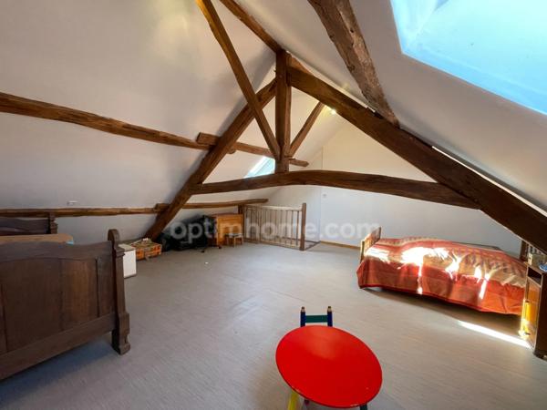 Maison individuelle avec 5 chambres et jardin