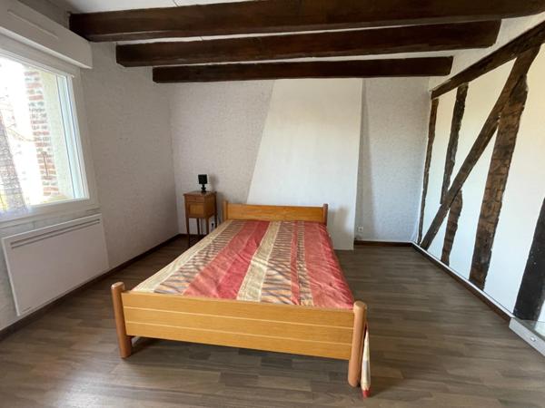 Maison individuelle avec 5 chambres et jardin