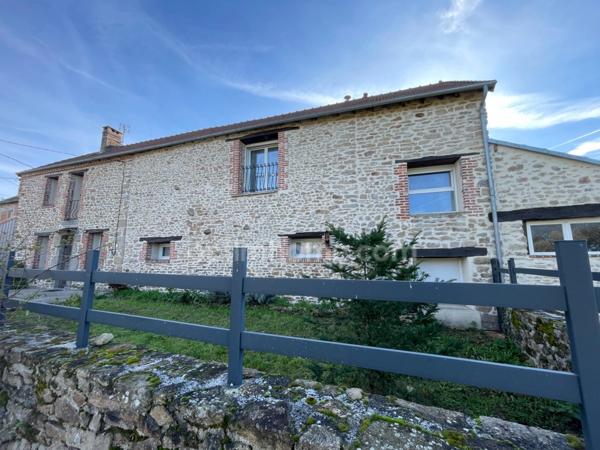 Maison individuelle avec 5 chambres et jardin