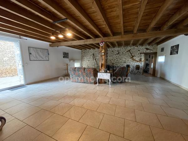 Maison individuelle avec 5 chambres et jardin