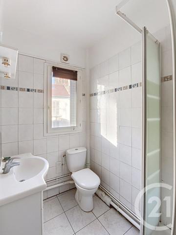 Appartement F4 à vendre  4 pièces - 55,59 m2 ST DENIS - 93