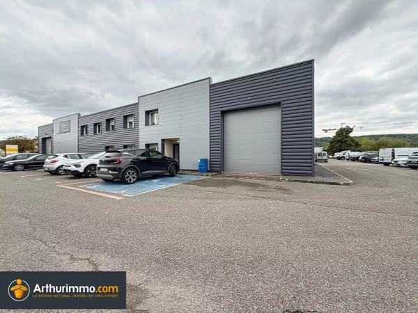 Location Local commercial 3 pièces 244 m2 à Bourgoin-Jallieu