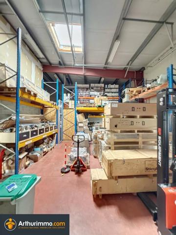 Location Local commercial 3 pièces 244 m2 à Bourgoin-Jallieu