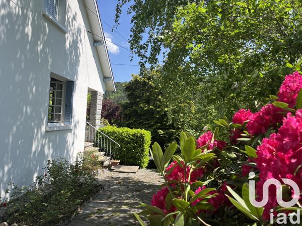 House for sale 6 rooms 120 m² Sail-sous-Couzan