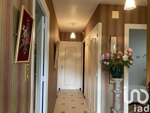 House for sale 6 rooms 120 m² Sail-sous-Couzan