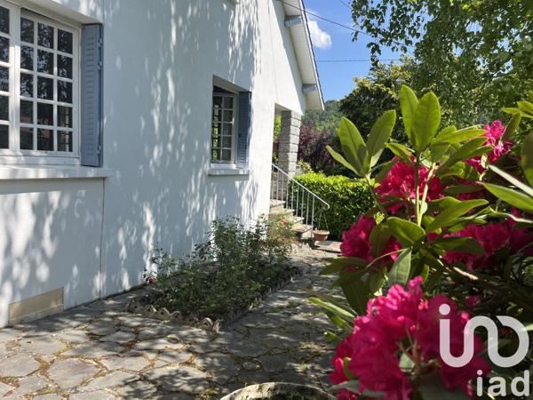 House for sale 6 rooms 120 m² Sail-sous-Couzan