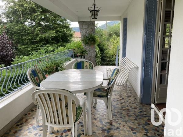 House for sale 6 rooms 120 m² Sail-sous-Couzan