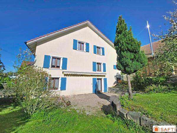 GROS POTENTIEL – MAISON + DÉPENDANCES – POSSIBILITÉ DE CRÉER PLUSIEURS LOGEMENTS – PROCHE SUISSE