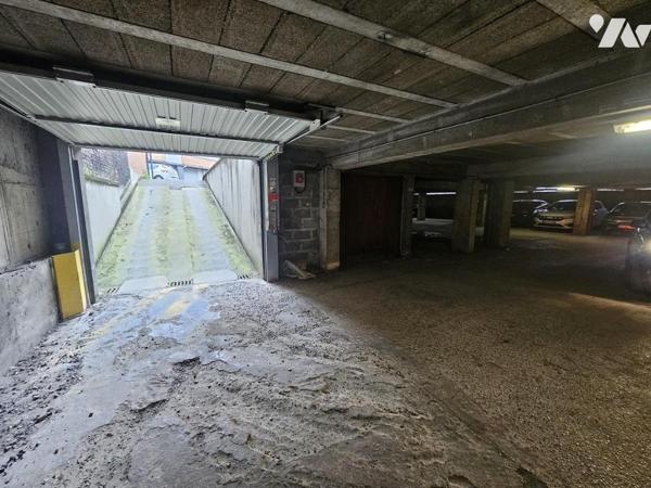 EMPLACEMENT PARKING RUE DES STATIONS LILLE