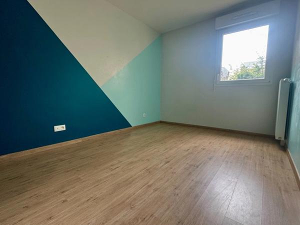 ROUEN (76) Rive Gauche - Résidence standing de 2013 - F3 +1 parking couvert - Rez-de-jardin