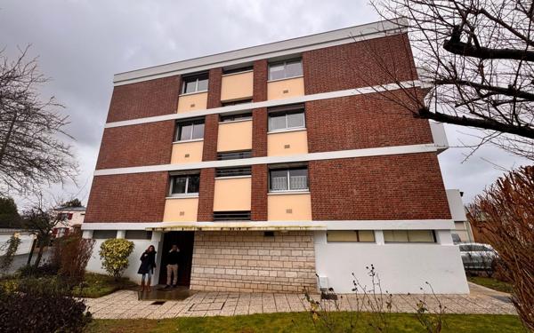 Appartement à vendre    4 pièces • 90 m2 Amiens