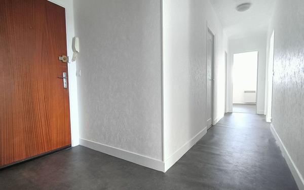 Appartement à louer    3 pièces •  Nevers