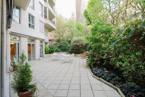 Appartement Paris 16e - ÉGLISE D'AUTEUIL