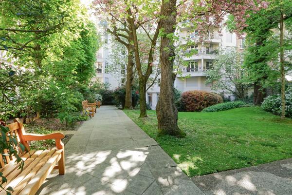 Appartement Paris 16e - ÉGLISE D'AUTEUIL