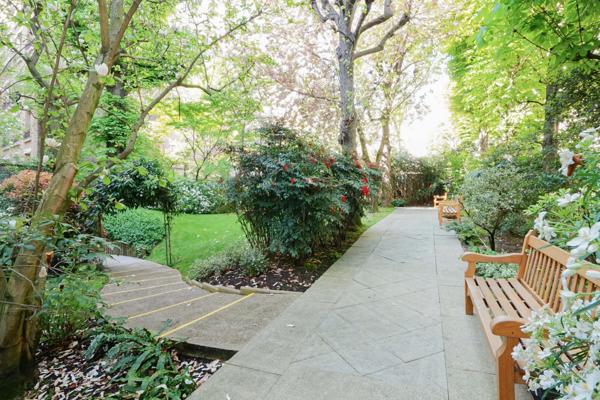 Appartement Paris 16e - ÉGLISE D'AUTEUIL