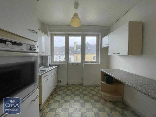 Appartement à louer 4 pièces 99.85m² Lorient (56100)