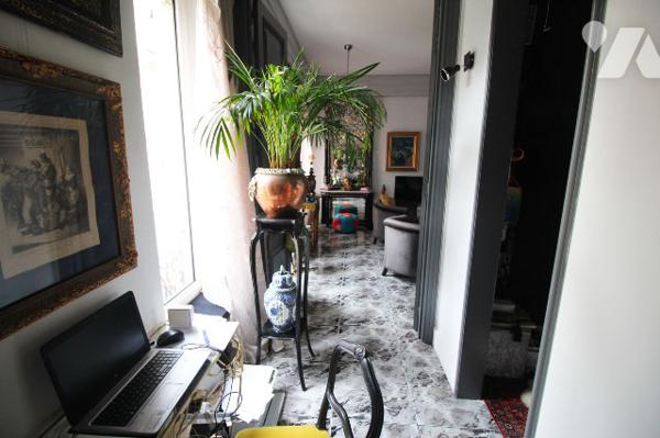 Vente d'un appartement T2/3 (en VIAGER OCCUPÉ, 84m2 carrez) + chambre de bonne (bureau de 5m2)