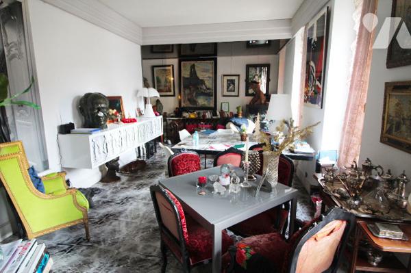 Vente d'un appartement T2/3 (en VIAGER OCCUPÉ, 84m2 carrez) + chambre de bonne (bureau de 5m2)