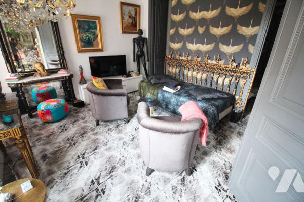 Vente d'un appartement T2/3 (en VIAGER OCCUPÉ, 84m2 carrez) + chambre de bonne (bureau de 5m2)