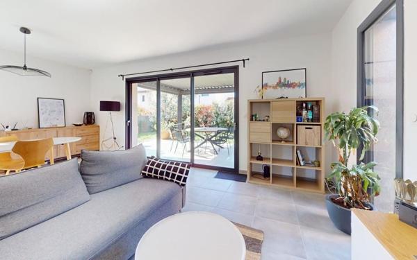 Maison à vendre    4 pièces • 95,28 m2 Reyrieux