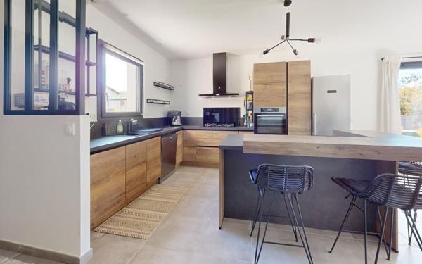 Maison à vendre    4 pièces • 95,28 m2 Reyrieux