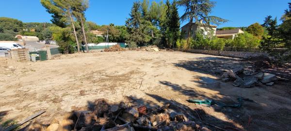 La Ciotat (13600) TERRAIN LA CIOTAT EST 621m² (300m de la mer)