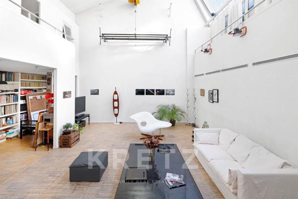 Atelier d'artiste en triplex - usage pro et perso