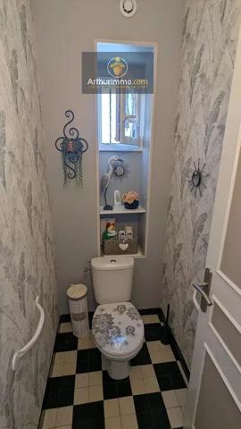 Vente                                                      Maison
                        
                     5 pièces                      152 m2                     à Ploërmel