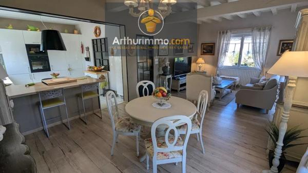 Vente                                                      Maison
                        
                     5 pièces                      152 m2                     à Ploërmel