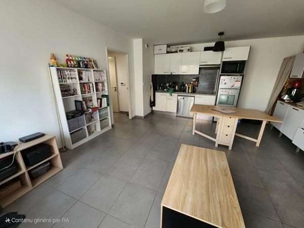 Appartement T3 de 61m², terrasse, parking sous-sol, résidence récente