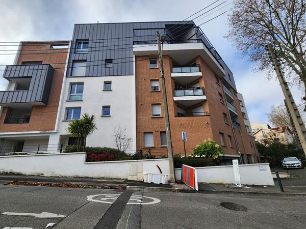 Appartement T3 de 61m², terrasse, parking sous-sol, résidence récente