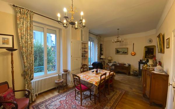 Maison à vendre    5 pièces •  Nogent-le-Rotrou