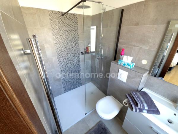Bonneuil sur Marne - Maison de 7 pièces / 5 Chambres - 276m2 - Terrain 303m2 - 935 000 € FAI