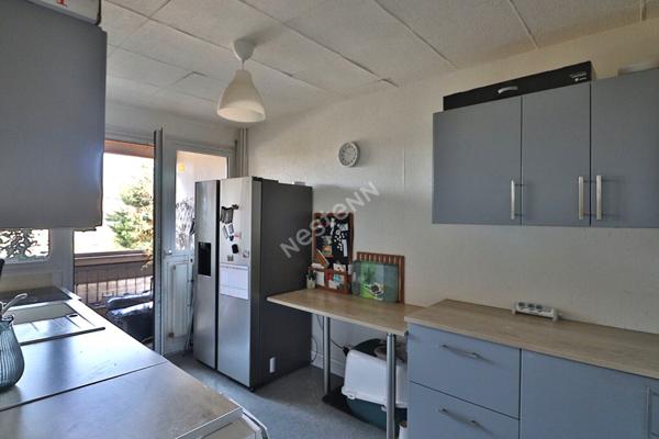 Appartement T4 - Francheville LE BAS - Proche toutes commodités