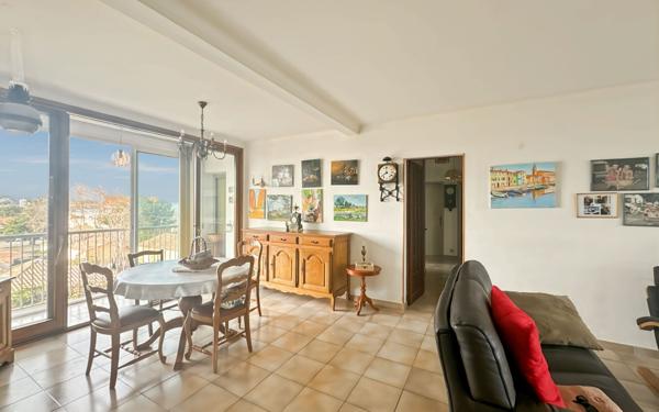 Appartement à vendre    5 pièces • 104,77 m2 Martigues