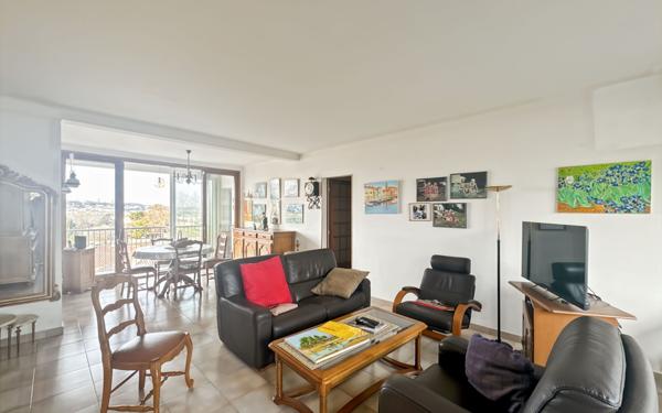 Appartement à vendre    5 pièces • 104,77 m2 Martigues