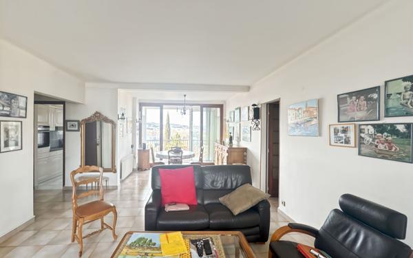 Appartement à vendre    5 pièces • 104,77 m2 Martigues