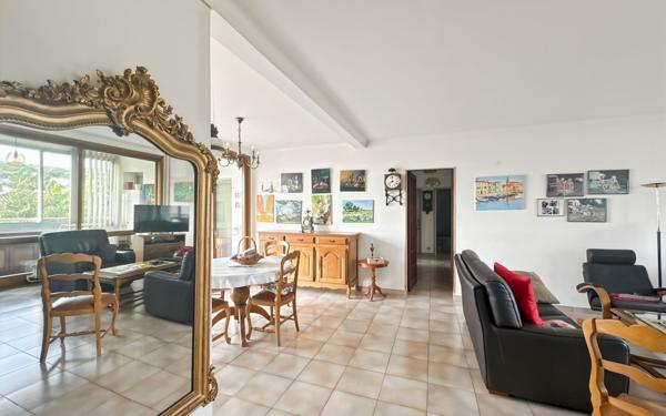Appartement à vendre    5 pièces • 104,77 m2 Martigues