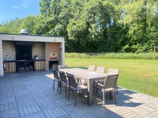 Maison 228 m², 5 chambres, terrain de 4120 m², 10 min de Flers