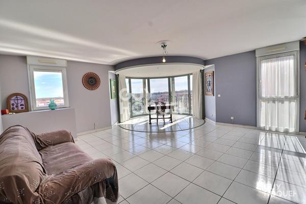 Appartement T3 - 100.12 m2 + Garage + parking