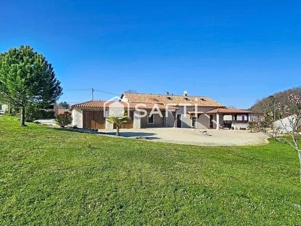 Charmante maison en pierre de 180 m² habitables.