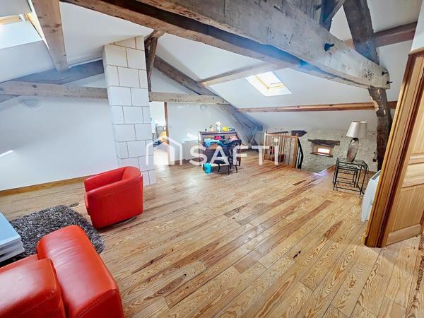 Charmante maison en pierre de 180 m² habitables.