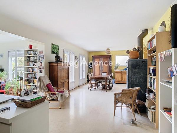 Maison à RIS-ORANGIS, 91130 - 6 pièces 170m²