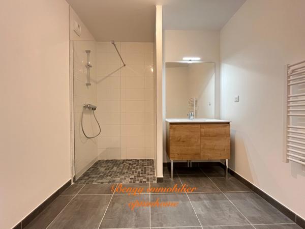 Appartement avec magnifique jardin privatif